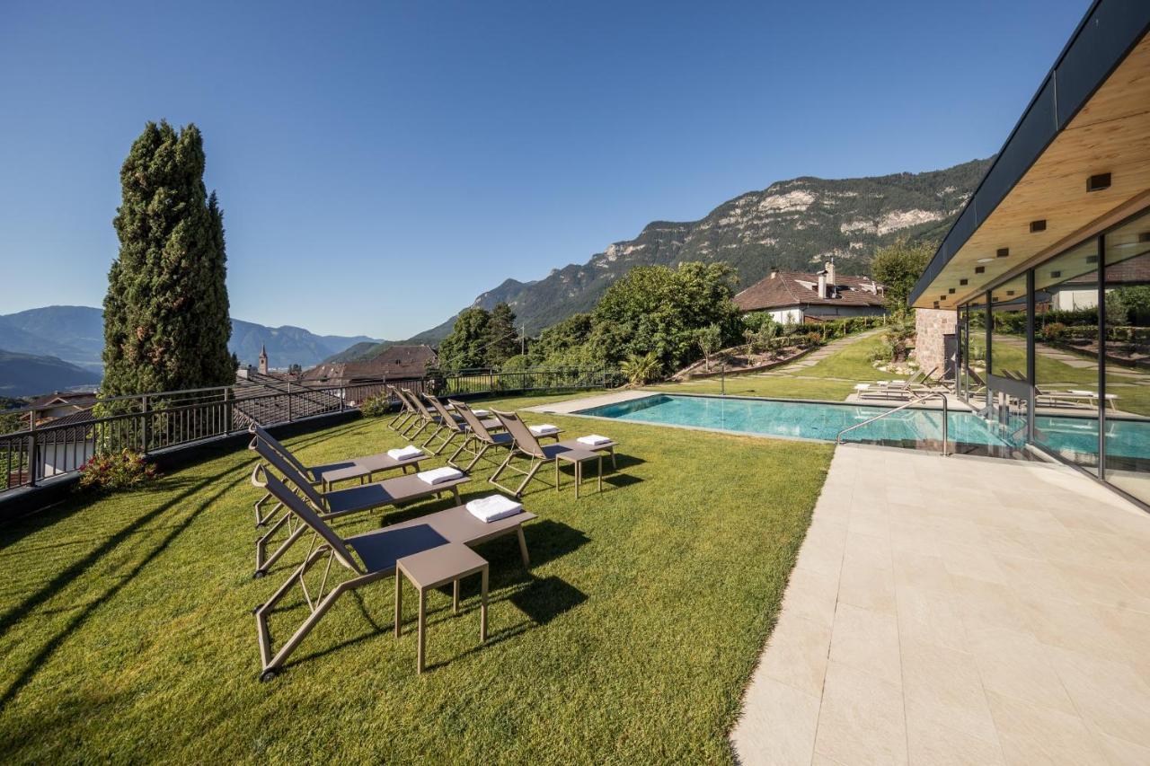 Hotel Torgglhof Caldaro Exterior photo